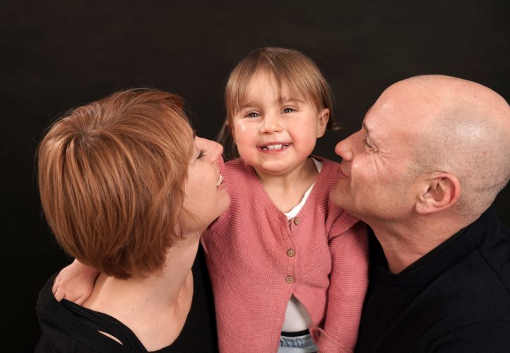 Fotostudio-Fotograf stuttgart-professionelle Fotografie-Fotoshooting-Familienfotos-Babyfotos-New Born-babybauch Shooting