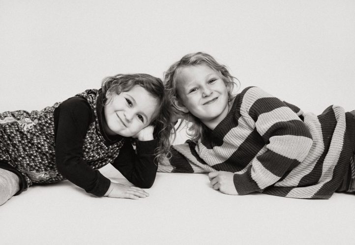 Fotostudio-Fotograf stuttgart-professionelle Fotografie-Fotoshooting-Familienfotos-Babyfotos-New Born-babybauch Shooting