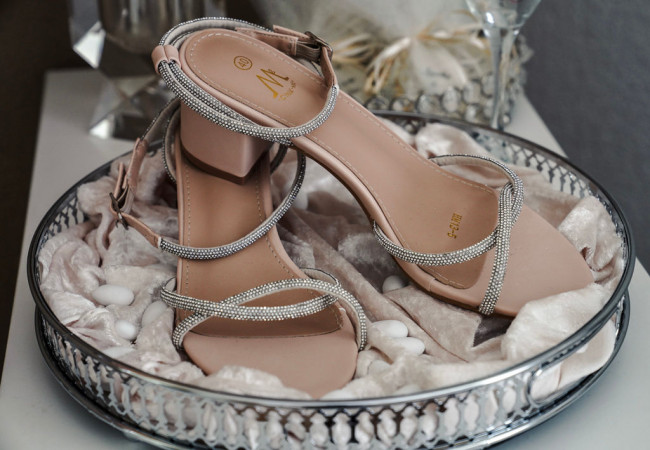 Hochzeitsfotograf_Hochzeitsfotografie_Paarshooting_Professioneller Hochzeitsfotograf Stuttgart_professioneller Hochzeitsfotograf für moderne Hochzeitsfotos_Hochzeitsfotograf_Hochzeitsfotograf stuttgart_Hochzeitsreportage Stuttgart_Hochzeitsfotografie_profesionelle hochzeitsbilder_Fotostudio_destination wedding_wedding photographer