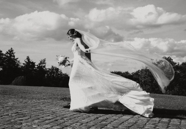 Hochzeitsfotograf_Hochzeitsfotografie_Paarshooting_Professioneller Hochzeitsfotograf Stuttgart_professioneller Hochzeitsfotograf für moderne Hochzeitsfotos_Hochzeitsfotograf_Hochzeitsfotograf stuttgart-Hochzeitsreportage Stuttgart_Hochzeitsfotografie_profesionelle hochzeitsbilder_Fotostudio_destination wedding_wedding photographer