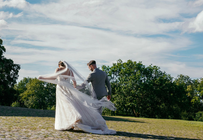 Hochzeitsfotograf_Hochzeitsfotografie_Paarshooting_Professioneller Hochzeitsfotograf Stuttgart_professioneller Hochzeitsfotograf für moderne Hochzeitsfotos_Hochzeitsfotograf_Hochzeitsfotograf stuttgart-Hochzeitsreportage Stuttgart_Hochzeitsfotografie_profesionelle hochzeitsbilder_Fotostudio_destination wedding_wedding photographer