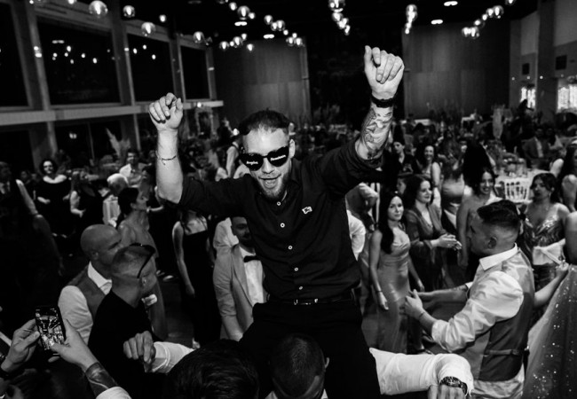 Hochzeitsfotograf_Hochzeitsfotografie_Paarshooting_Professioneller Hochzeitsfotograf Stuttgart_professioneller Hochzeitsfotograf für moderne Hochzeitsfotos_Hochzeitsfotograf_Hochzeitsfotograf stuttgart-Hochzeitsreportage Stuttgart_Hochzeitsfotografie_profesionelle hochzeitsbilder_Fotostudio_destination wedding_wedding photographer