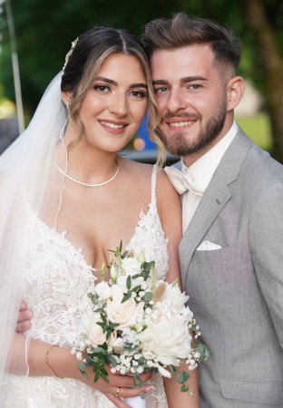 Hochzeitsfotograf_Hochzeitsfotografie_Paarshooting_Professioneller Hochzeitsfotograf Stuttgart_professioneller Hochzeitsfotograf für moderne Hochzeitsfotos_Hochzeitsfotograf_Hochzeitsfotograf stuttgart-Hochzeitsreportage Stuttgart_Hochzeitsfotografie_profesionelle hochzeitsbilder_Fotostudio_destination wedding_wedding photographer