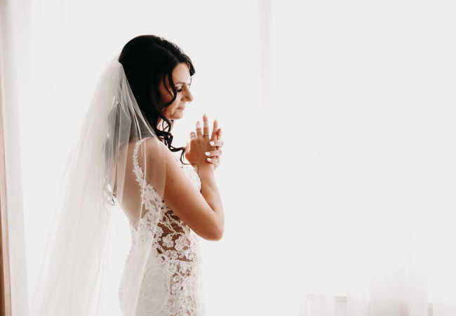 Hochzeitsfotograf_Hochzeitsfotografie_Paarshooting_Professioneller Hochzeitsfotograf Stuttgart_professioneller Hochzeitsfotograf für moderne Hochzeitsfotos_Hochzeitsfotograf_Hochzeitsfotograf stuttgart_Hochzeitsreportage Stuttgart_Hochzeitsfotografie_profesionelle hochzeitsbilder_Fotostudio_destination wedding_wedding photographer