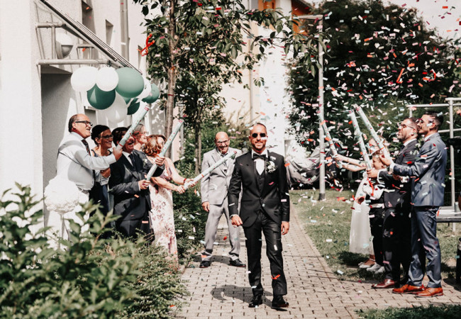 Hochzeitsfotograf_Hochzeitsfotografie_Paarshooting_Professioneller Hochzeitsfotograf Stuttgart_professioneller Hochzeitsfotograf für moderne Hochzeitsfotos_Hochzeitsfotograf_Hochzeitsfotograf stuttgart_Hochzeitsreportage Stuttgart_Hochzeitsfotografie_profesionelle hochzeitsbilder_Fotostudio_destination wedding_wedding photographer