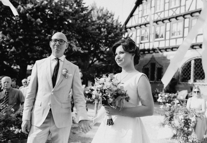 professioneller Hochzeitsfotograf für moderne Hochzeitsfotos_Hochzeitsfotograf Stuttgart_Hochzeitsfotografie_profesionelle hochzeitsbilder_Hochzeitsreportage_Fotostudio_destination wedding_wedding photographer