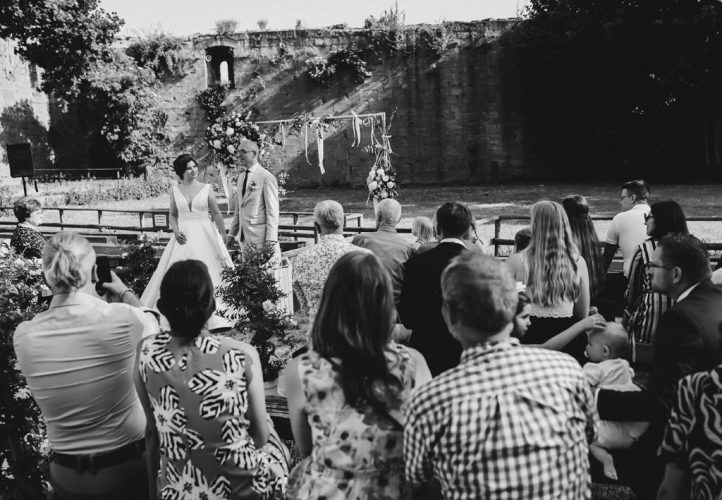 professioneller Hochzeitsfotograf für moderne Hochzeitsfotos_Hochzeitsfotograf Stuttgart_Hochzeitsfotografie_profesionelle hochzeitsbilder_Hochzeitsreportage_Fotosstudio_Hochzeitsfotos