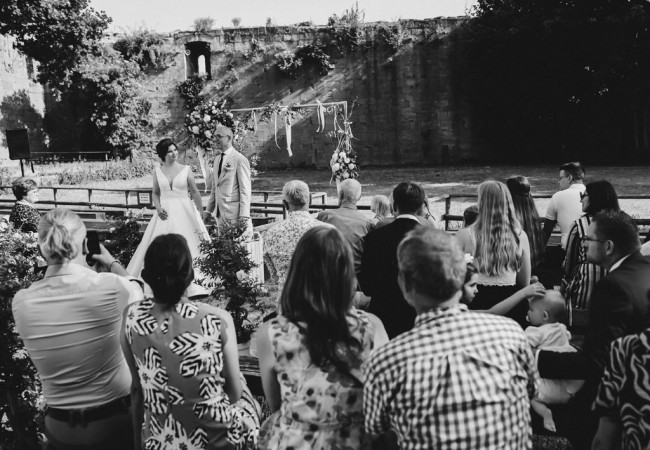 professioneller Hochzeitsfotograf für moderne Hochzeitsfotos_Hochzeitsfotograf Stuttgart_Hochzeitsfotografie_profesionelle hochzeitsbilder_Hochzeitsreportage_Fotosstudio_Hochzeitsfotos