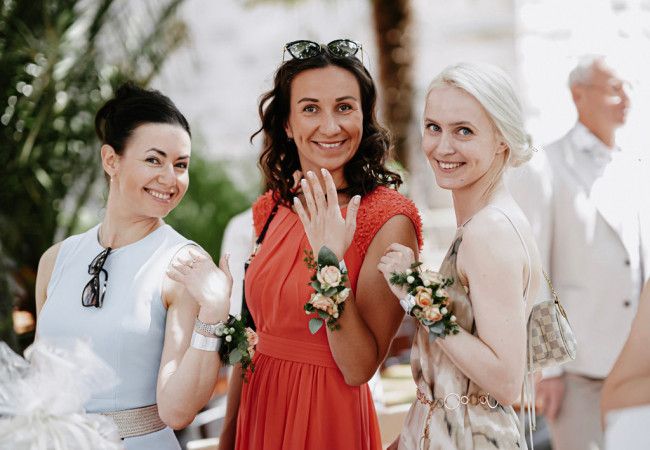 professioneller Hochzeitsfotograf für moderne Hochzeitsfotos_Hochzeitsfotograf Stuttgart_Hochzeitsfotografie_profesionelle hochzeitsbilder_Hochzeitsreportage_Fotostudio_destination wedding_wedding photographer