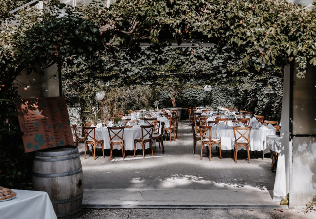 professioneller Hochzeitsfotograf für moderne Hochzeitsfotos_Hochzeitsfotograf Stuttgart_Hochzeitsfotografie_profesionelle hochzeitsbilder_Hochzeitsreportage_Fotosstudio_Hochzeitsfot