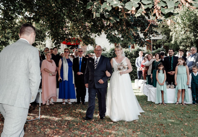 professioneller Hochzeitsfotograf für moderne Hochzeitsfotos_Hochzeitsfotograf Stuttgart_Hochzeitsfotografie_profesionelle hochzeitsbilder_Hochzeitsreportage_Fotostudio_destination wedding_wedding photographer