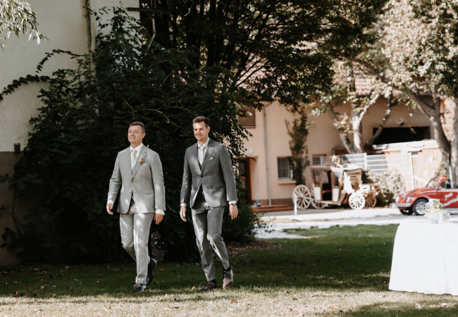 professioneller Hochzeitsfotograf für moderne Hochzeitsfotos_Hochzeitsfotograf Stuttgart_Hochzeitsfotografie_profesionelle hochzeitsbilder_Hochzeitsreportage_Fotostudio_destination wedding_wedding photographer