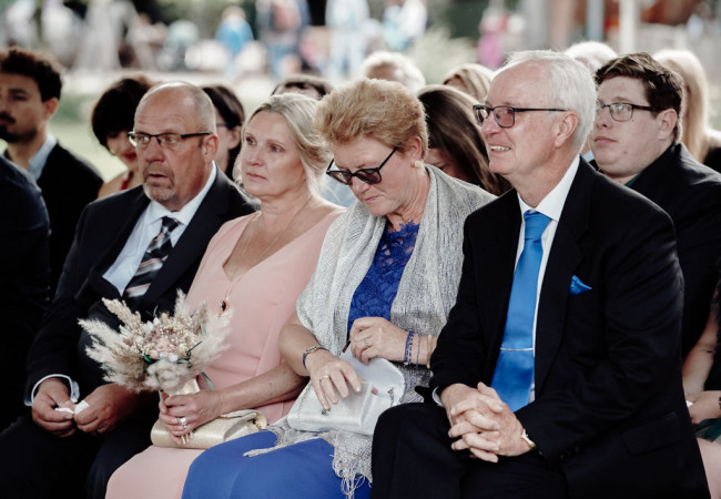 professioneller Hochzeitsfotograf für moderne Hochzeitsfotos_Hochzeitsfotograf Stuttgart_Hochzeitsfotografie_profesionelle hochzeitsbilder_Hochzeitsreportage_Fotostudio_destination wedding_wedding photographer