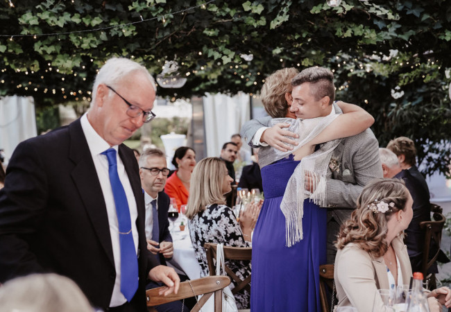 professioneller Hochzeitsfotograf für moderne Hochzeitsfotos_Hochzeitsfotograf Stuttgart_Hochzeitsfotografie_profesionelle hochzeitsbilder_Hochzeitsreportage_Fotosstudio_Hochzeitsfotos