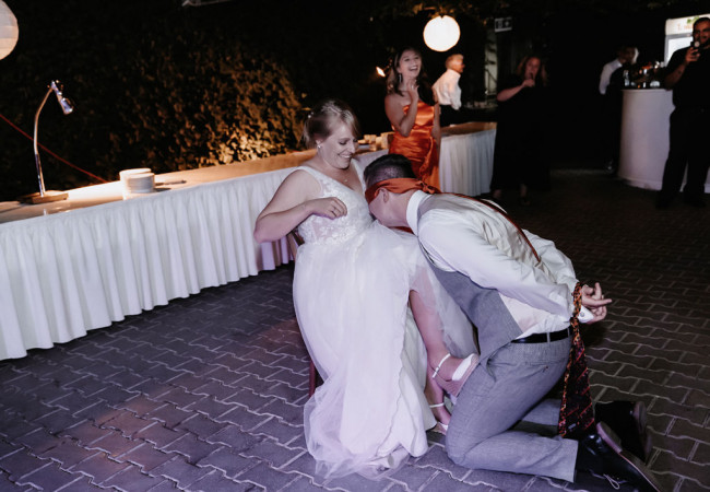 professioneller Hochzeitsfotograf für moderne Hochzeitsfotos_Hochzeitsfotograf Stuttgart_Hochzeitsfotografie_profesionelle hochzeitsbilder_Hochzeitsreportage_Fotosstudio_Hochzeitsfot