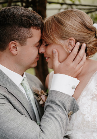 professioneller Hochzeitsfotograf für moderne Hochzeitsfotos_Hochzeitsfotograf Stuttgart_Hochzeitsfotografie_profesionelle hochzeitsbilder_Hochzeitsreportage_Fotostudio