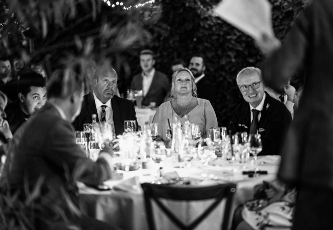 professioneller Hochzeitsfotograf für moderne Hochzeitsfotos_Hochzeitsfotograf Stuttgart_Hochzeitsfotografie_profesionelle hochzeitsbilder_Hochzeitsreportage_Fotostudio_destination wedding_wedding photographer