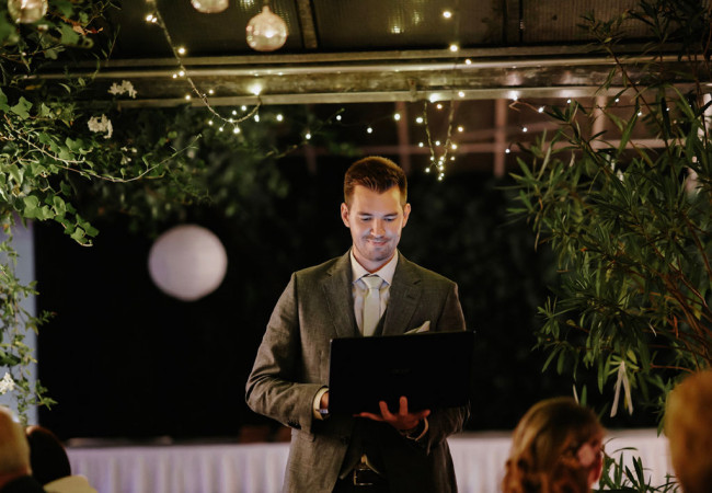 professioneller Hochzeitsfotograf für moderne Hochzeitsfotos_Hochzeitsfotograf Stuttgart_Hochzeitsfotografie_profesionelle hochzeitsbilder_Hochzeitsreportage_Fotostudio_destination wedding_wedding photographer