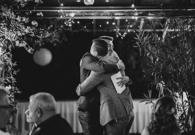 professioneller Hochzeitsfotograf für moderne Hochzeitsfotos_Hochzeitsfotograf Stuttgart_Hochzeitsfotografie_profesionelle hochzeitsbilder_Hochzeitsreportage_Fotostudio