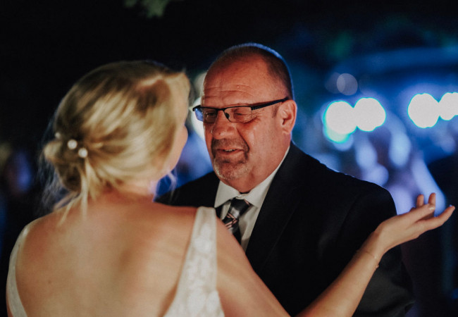 professioneller Hochzeitsfotograf für moderne Hochzeitsfotos_Hochzeitsfotograf Stuttgart_Hochzeitsfotografie_profesionelle hochzeitsbilder_Hochzeitsreportage_Fotostudio_destination wedding_wedding photographer