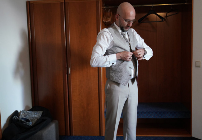 Hochzeitsfotograf_Hochzeitsfotografie_Paarshooting_Professioneller Hochzeitsfotograf Stuttgart_professioneller Hochzeitsfotograf für moderne Hochzeitsfotos_Hochzeitsfotograf_Hochzeitsfotograf stuttgart-Hochzeitsreportage Stuttgart_Hochzeitsfotografie_profesionelle hochzeitsbilder_Fotostudio_destination wedding_wedding photographer