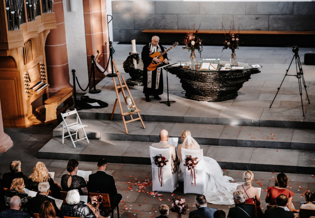 professioneller Hochzeitsfotograf für moderne Hochzeitsfotos_Hochzeitsfotograf Stuttgart_Hochzeitsfotografie_profesionelle hochzeitsbilder_Hochzeitsreportage_Fotostudio_destination wedding_wedding photographer