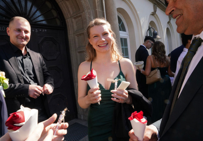 professioneller Hochzeitsfotograf für moderne Hochzeitsfotos_Hochzeitsfotograf Stuttgart_Hochzeitsfotografie_profesionelle hochzeitsbilder_Hochzeitsreportage_Fotostudio_destination wedding_wedding photographer