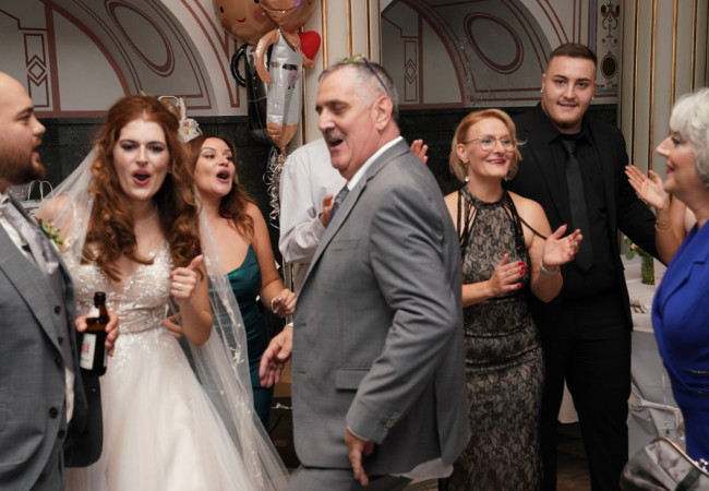 professioneller Hochzeitsfotograf für moderne Hochzeitsfotos_Hochzeitsfotograf Stuttgart_Hochzeitsfotografie_profesionelle hochzeitsbilder_Hochzeitsreportage_Fotostudio_destination wedding_wedding photographer