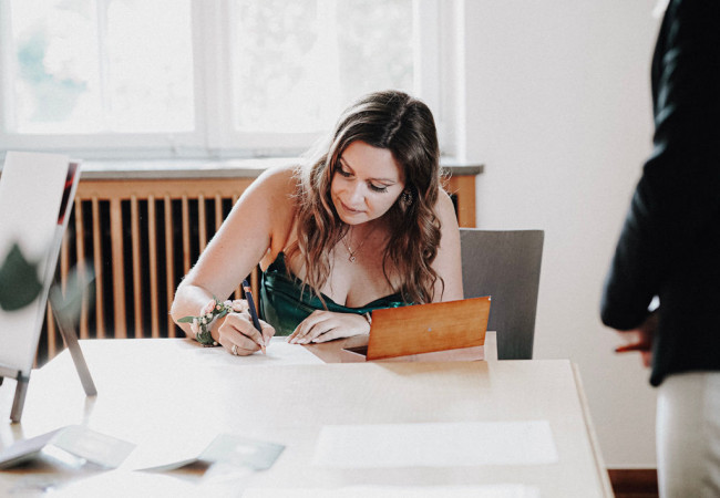 professioneller Hochzeitsfotograf für moderne Hochzeitsfotos_Hochzeitsfotograf Stuttgart_Hochzeitsfotografie_profesionelle hochzeitsbilder_Hochzeitsreportage_Fotostudio_destination wedding_wedding photographer