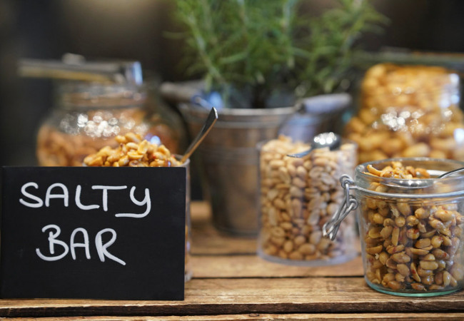 professioneller Hochzeitsfotograf für moderne Hochzeitsfotos_Hochzeitsfotograf Stuttgart_Hochzeitsfotografie_profesionelle hochzeitsbilder_Hochzeitsreportage_Fotostudio_destination wedding_wedding photographer