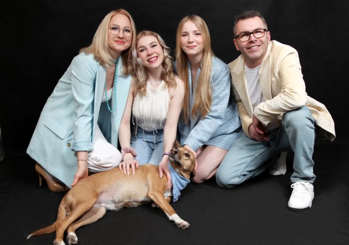 Fotostudio Stuttgart-Fotostudio Familie-Familienfotos Studio- Professionelle Familienfotografie- Newborn Shooting-Babybauch Shooting-Schwangerschafts fotos-Babyshooting